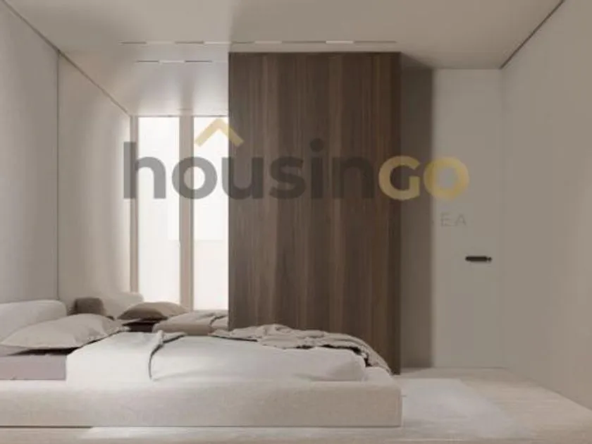 Magamistoad - Loft for Renovation with Terrace in Madrid Centre
