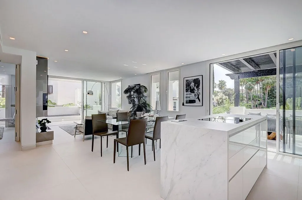 Söögituba - Duplex with Pool in Marbella's Golden Mile