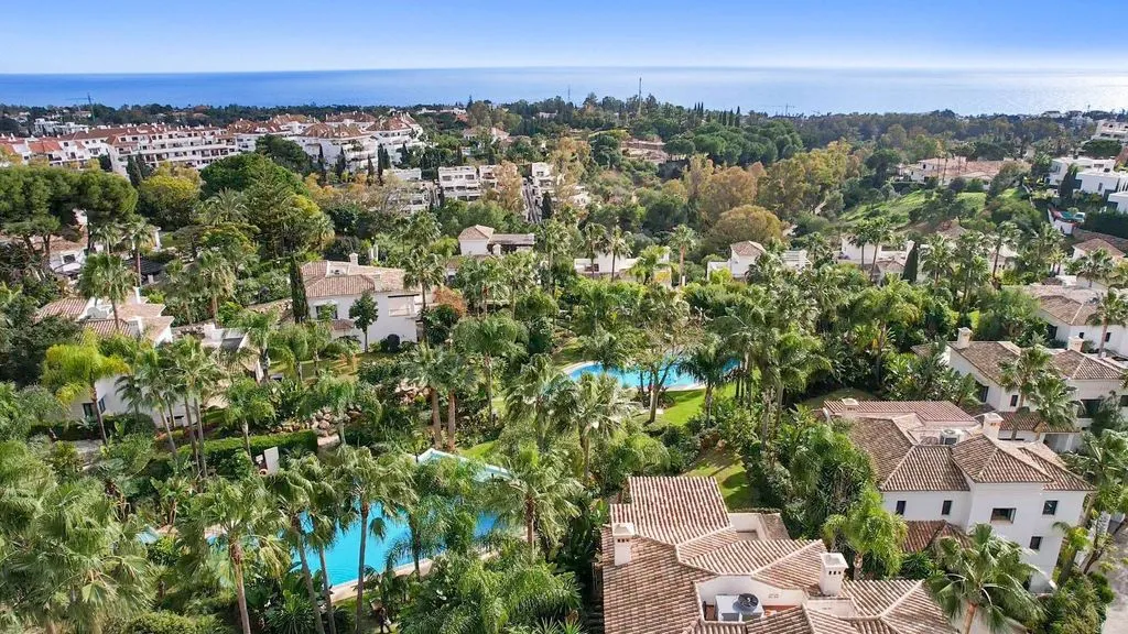 Vue aérienne - Luxury Villa with Communal Pools in Marbella
