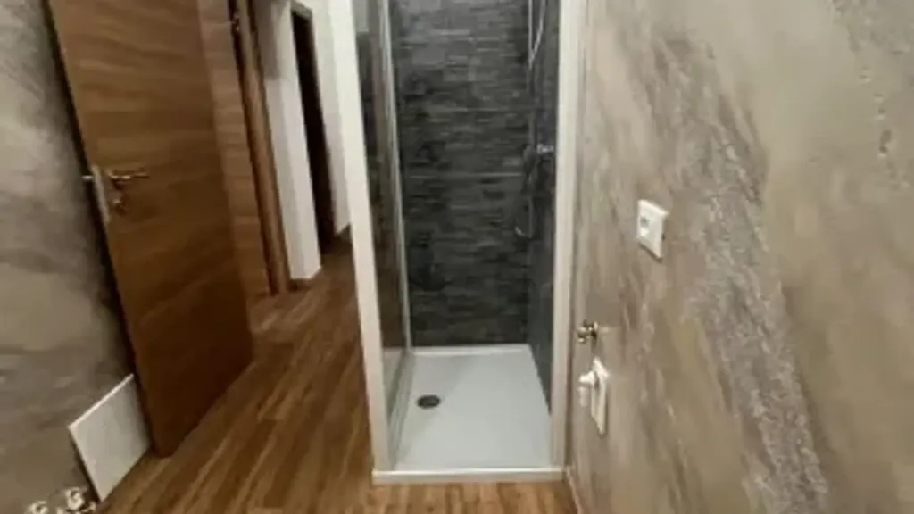 Appartement 4 pièces à IT