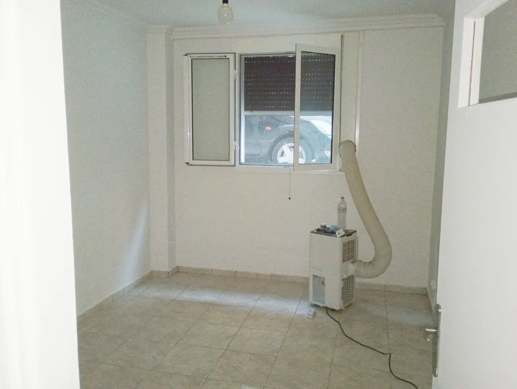Pièces - Renovated Studio with Garden in Metro Vicinity