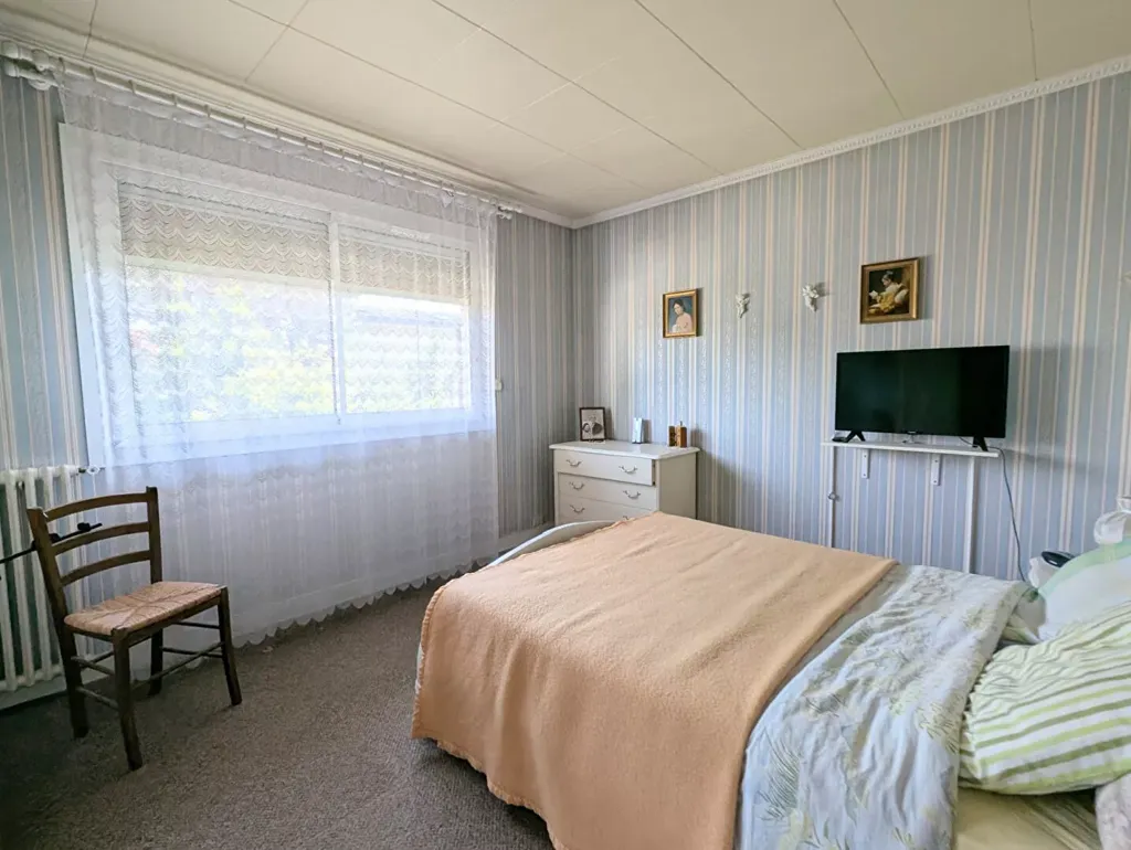 Chambres - Appartement Traversant avec Balcon à Clamart