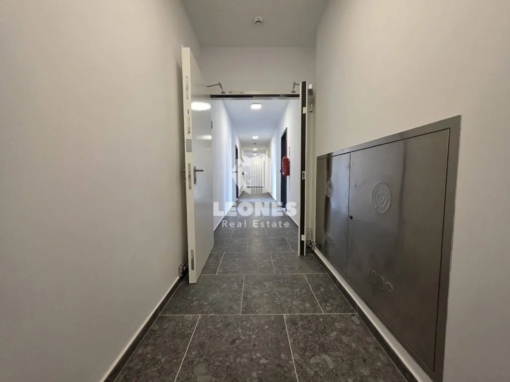 Entrée - Modern Apartment with Balcony in Umag Centre