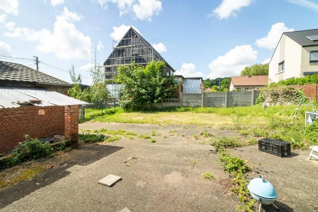Aed - House with Garden in Testelt