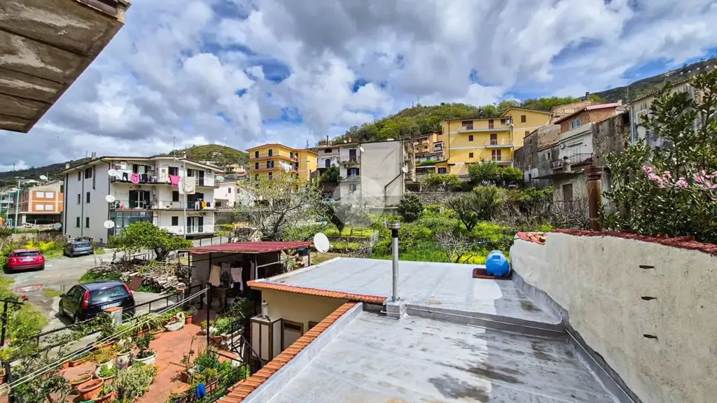Terrass - Bilocale with Balcony in Paola