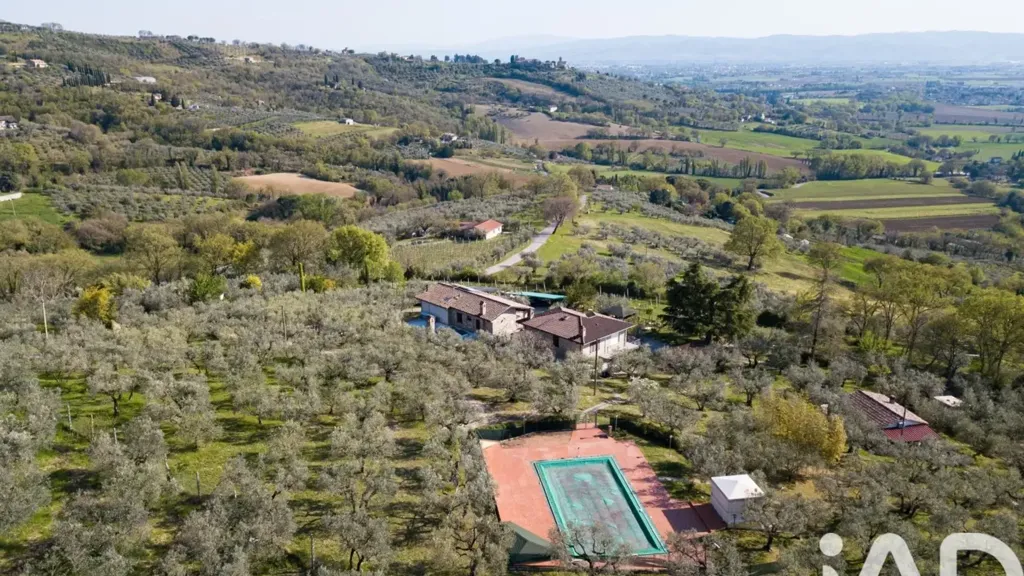 Õhuvaade - Rustic Villa with Pool in Assisi