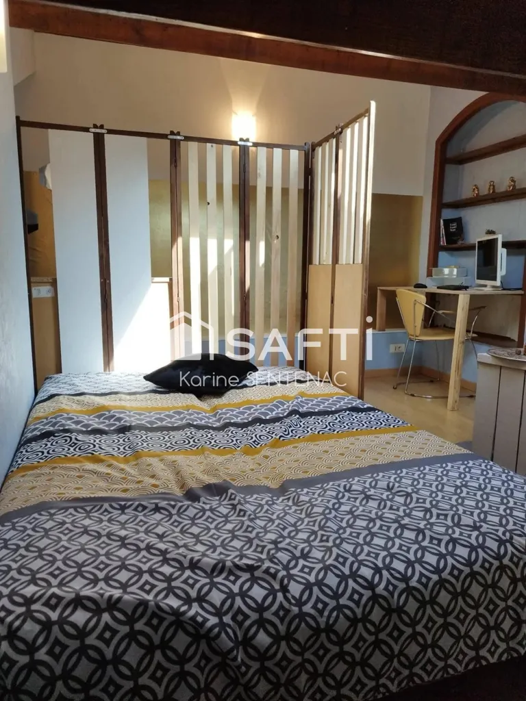 Chambres - Maison avec Jardin et Parc à Proximité à Montreuil-Bellay