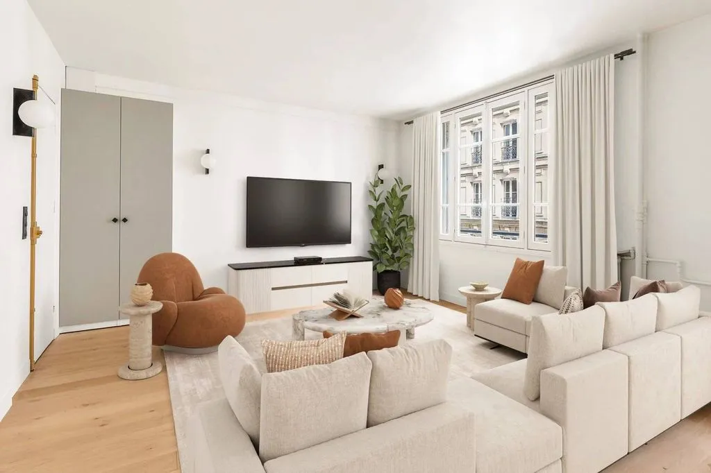 Séjour - Appartement Rénové avec Ascenseur à Paris