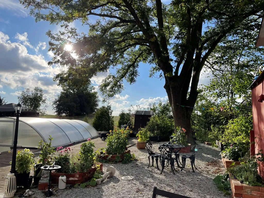Jardin - Charmful Brick Villa with Garden in Grönby