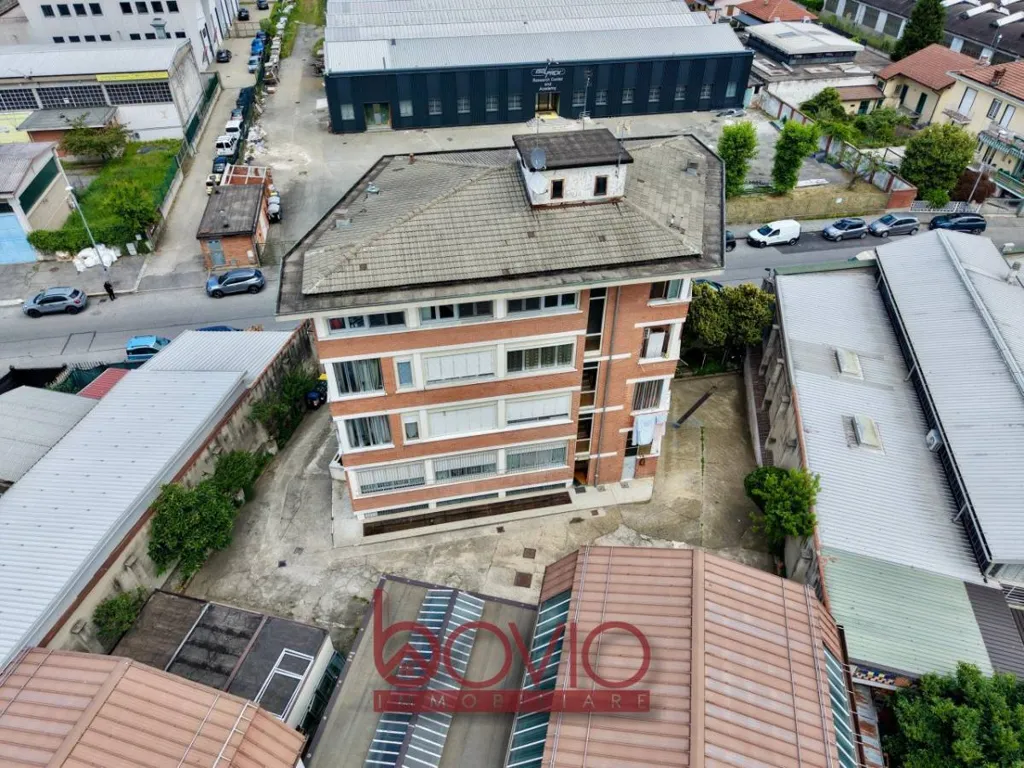 Õhuvaade - Quadruplex with Balcony in Bertolla, Turin