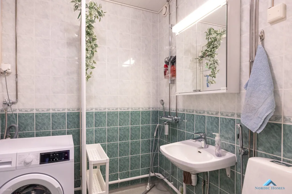 Vannitoad - Modernised Apartment with Balcony in Toijala