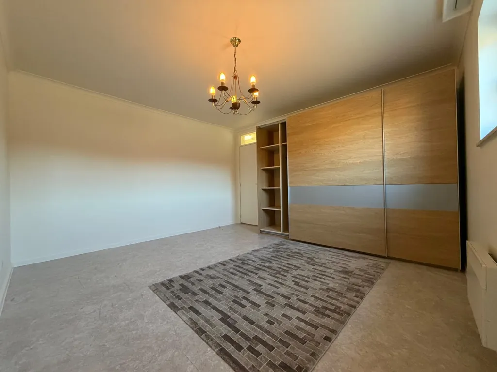 Central 2-Bedroom Apartment in Tielt