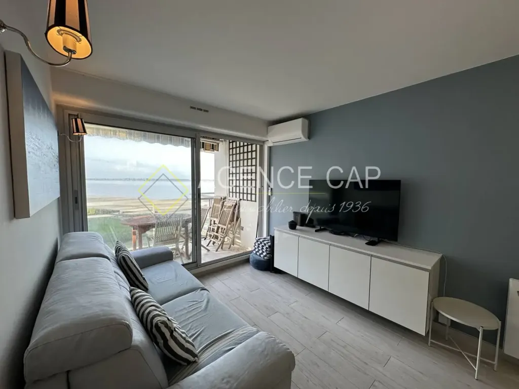 Séjour - Appartement Luxe avec Vue Bassin à Arcachon