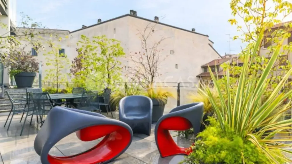 Terrasse - Modern Apartment with Terrace in Milan