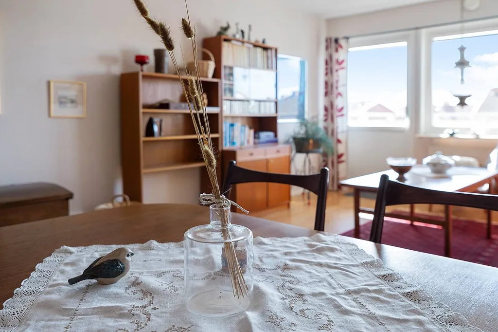 Salle à manger - Apartment with Balcony in Central Gisle