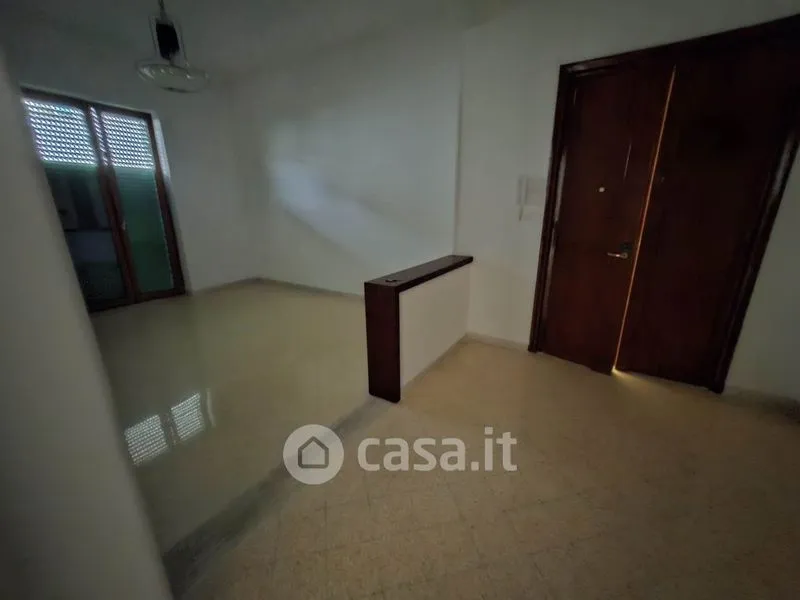 Esik - Apartment with Central Location in Salerno