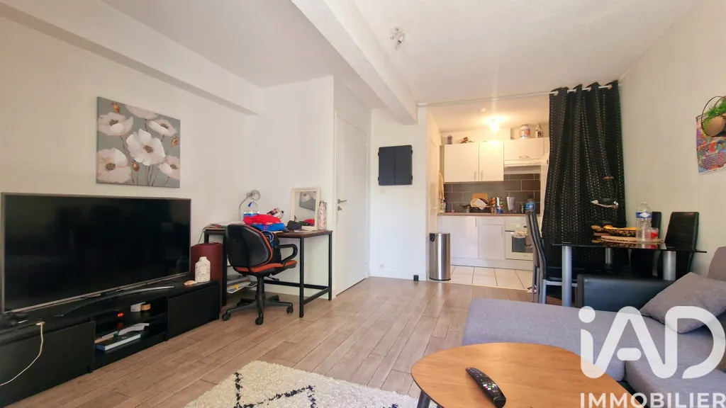 Elutuba - T2 Apartment with Balcony in Vannes