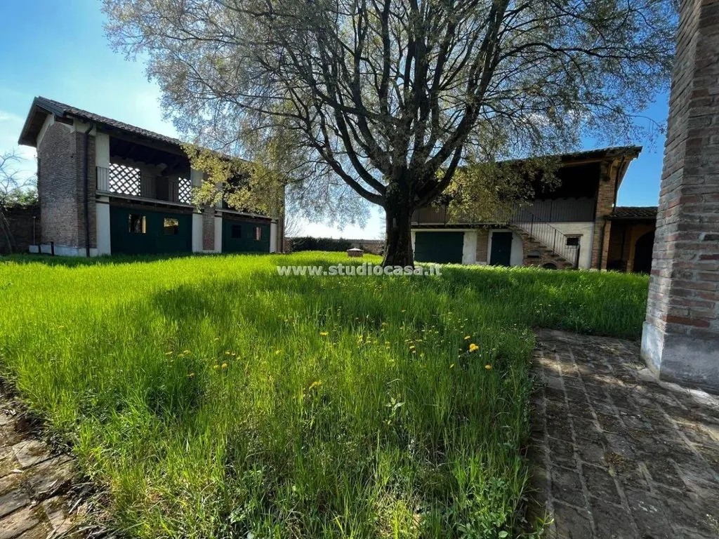 Aed - Restored Millhouse with Two Homes in Gombito