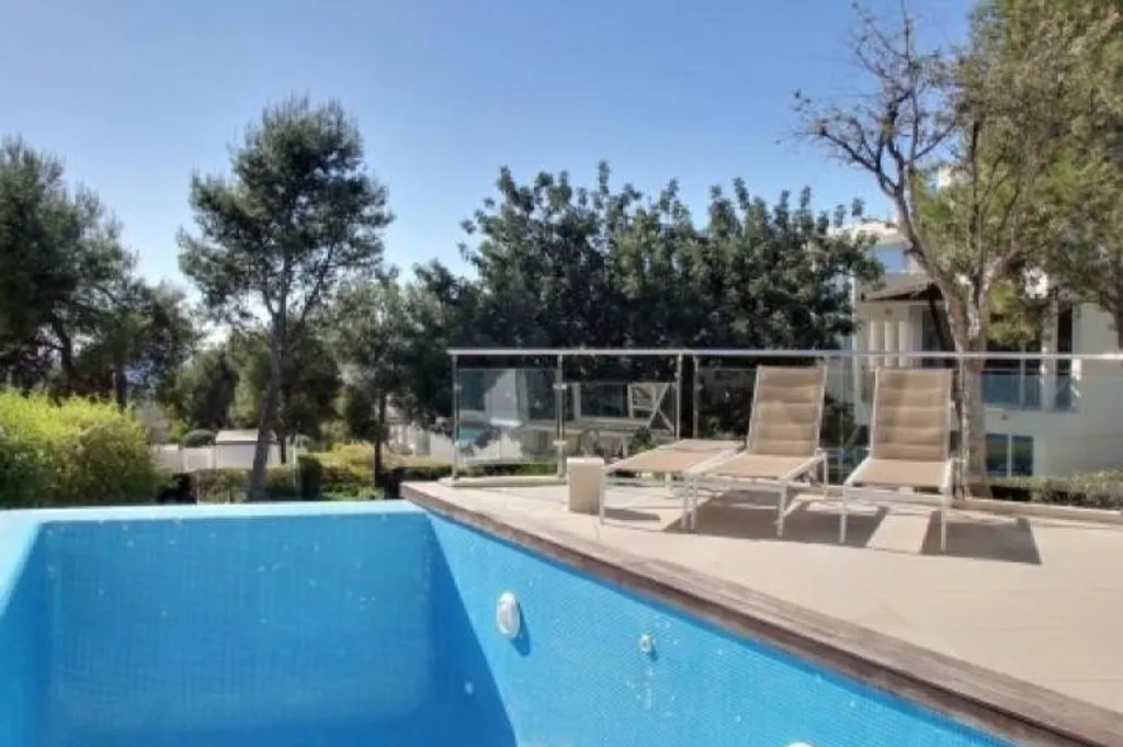 Pool - Semi-Detached Villa with Sea Views in Marbella
