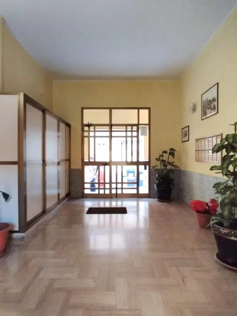 Esik - Spacious Flat with Terraces in Palermo Centre