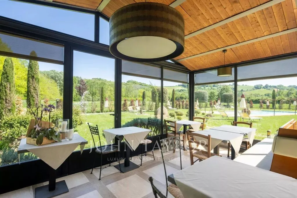 Terrazza - Boutique Hotel with Pool in San Gimignano