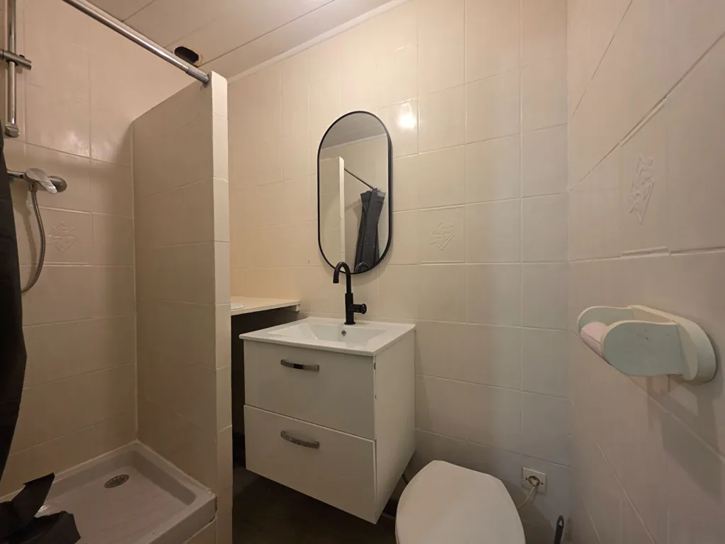 Bagni - Studio with Courtyard in Dijon's Liberté Quarter