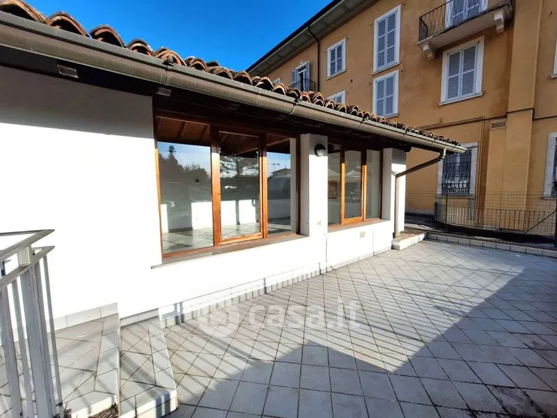 Terrace - Rustic Villa with Private Garden in Trescore Balneario