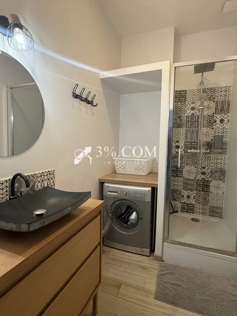 Vannitoad - T3 Apartment with Balconnet near Tourcoing Centre