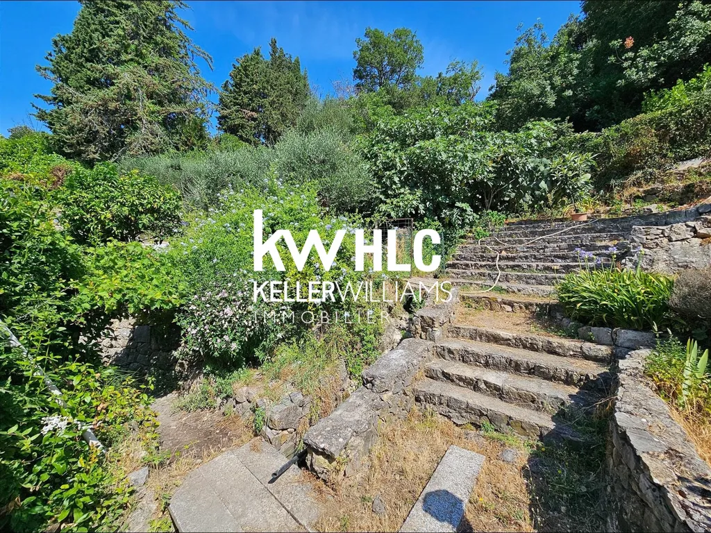 Aed - House with Garden and Terrace in Spéracèdes