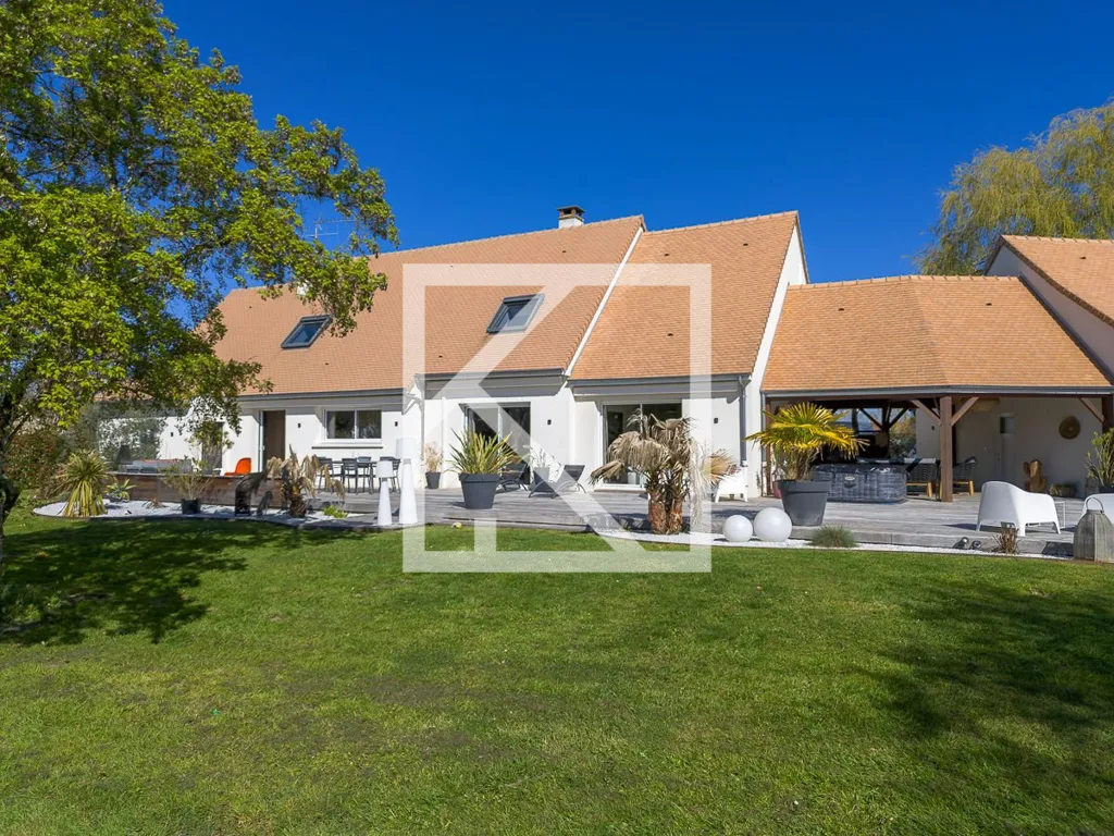 Välivaade - Luxury House with Large Terrace in Le Mans