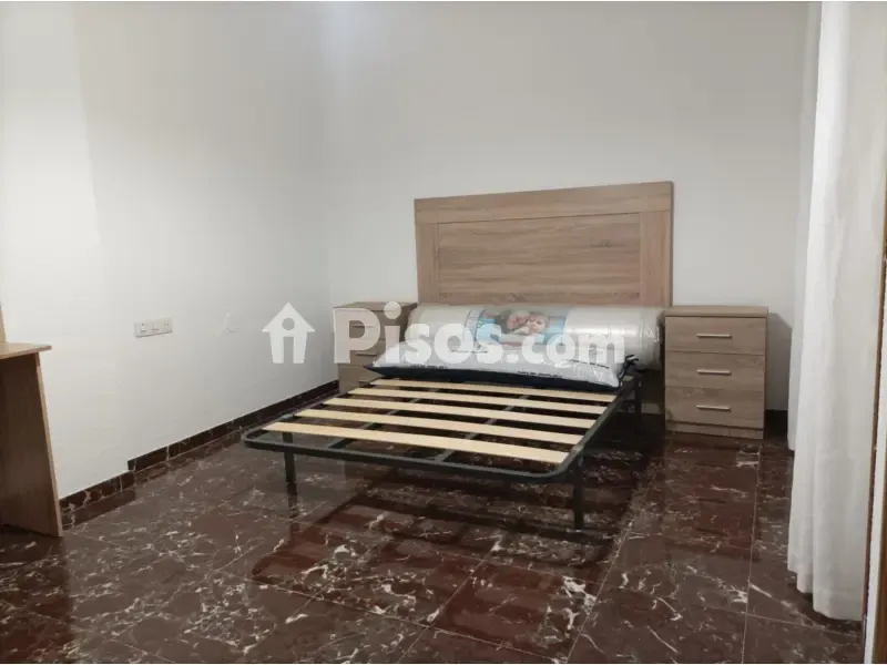 Chambres - Modernised Flat with Balcony in City Centre