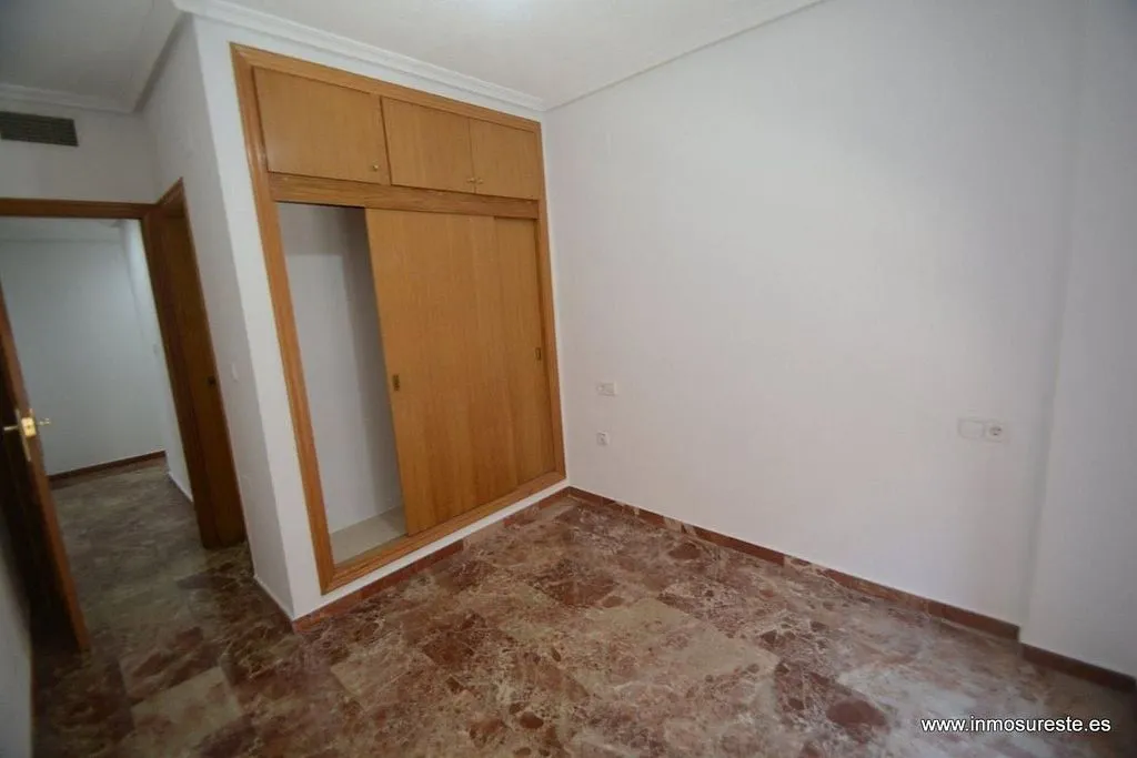 Entrée - Contemporary Flat with Private Patio in Orihuela