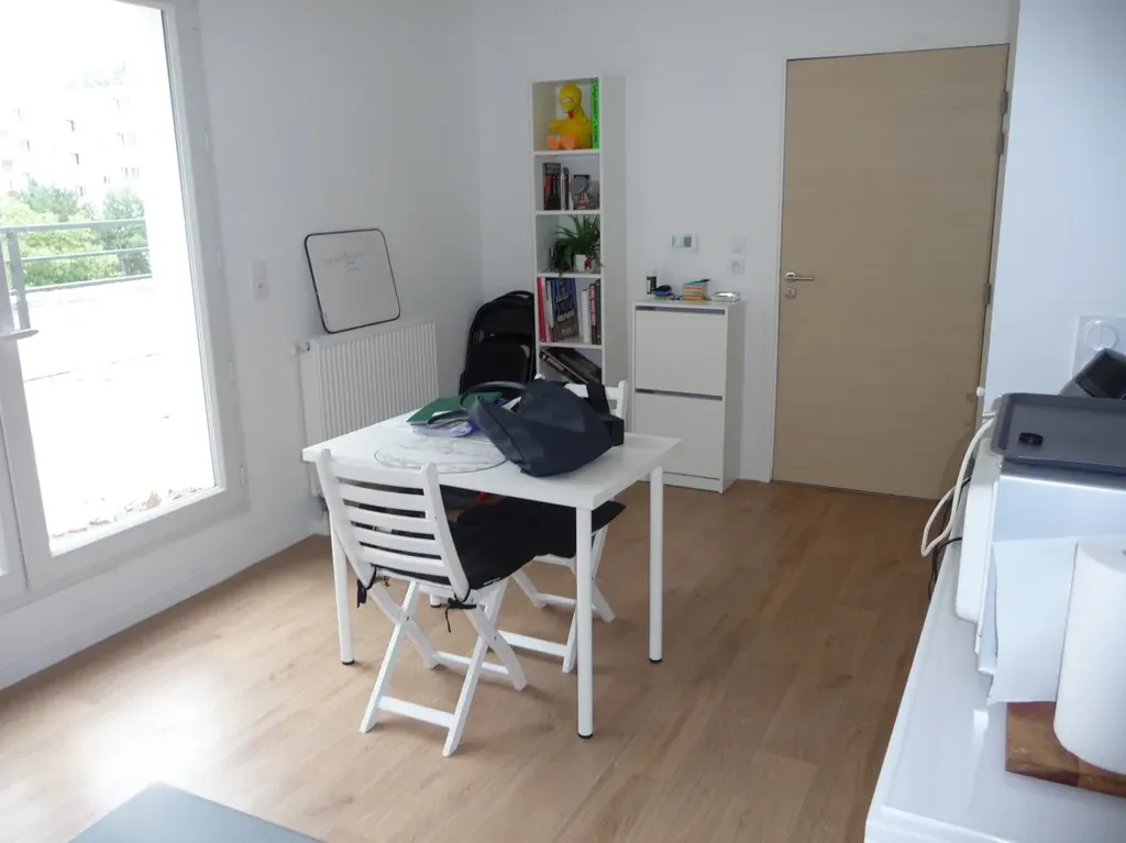 Kabinet - Studio with Terrace in Orléans La Source
