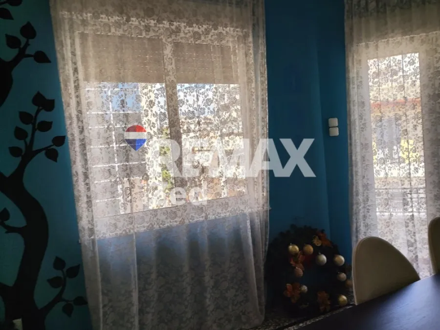 Söögituba - Apartment with Balcony in Piraeus, Tabouria