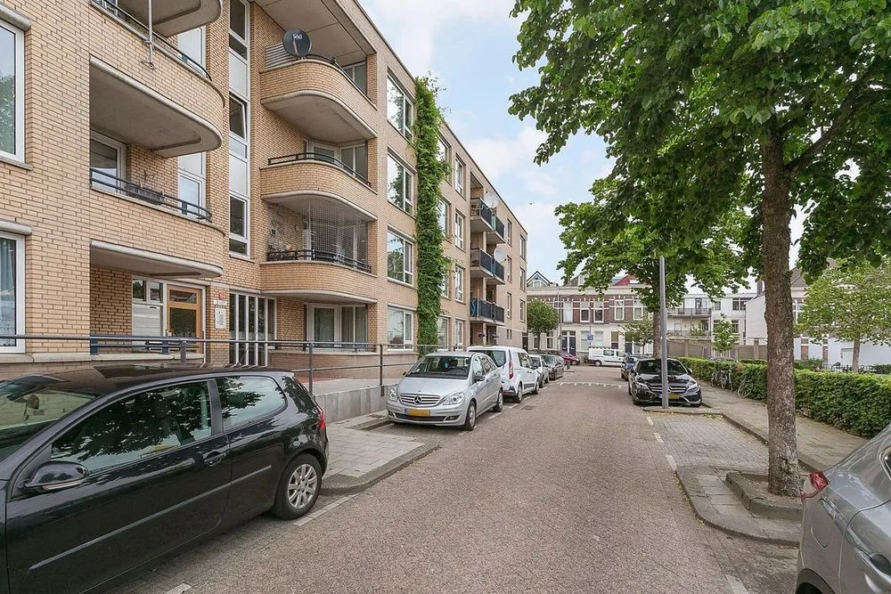 3-toaline korter asukohas Rotterdam