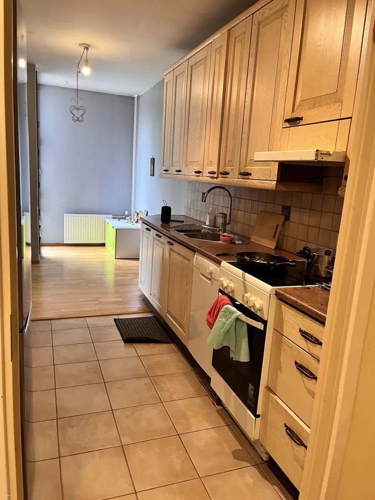 Cuisine - Apartment with Balcony in Olari, Espoo