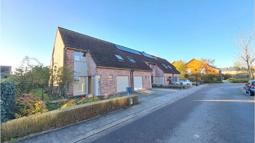 Välivaade - Spacious 3-Bedroom House with Garden in Dudzele