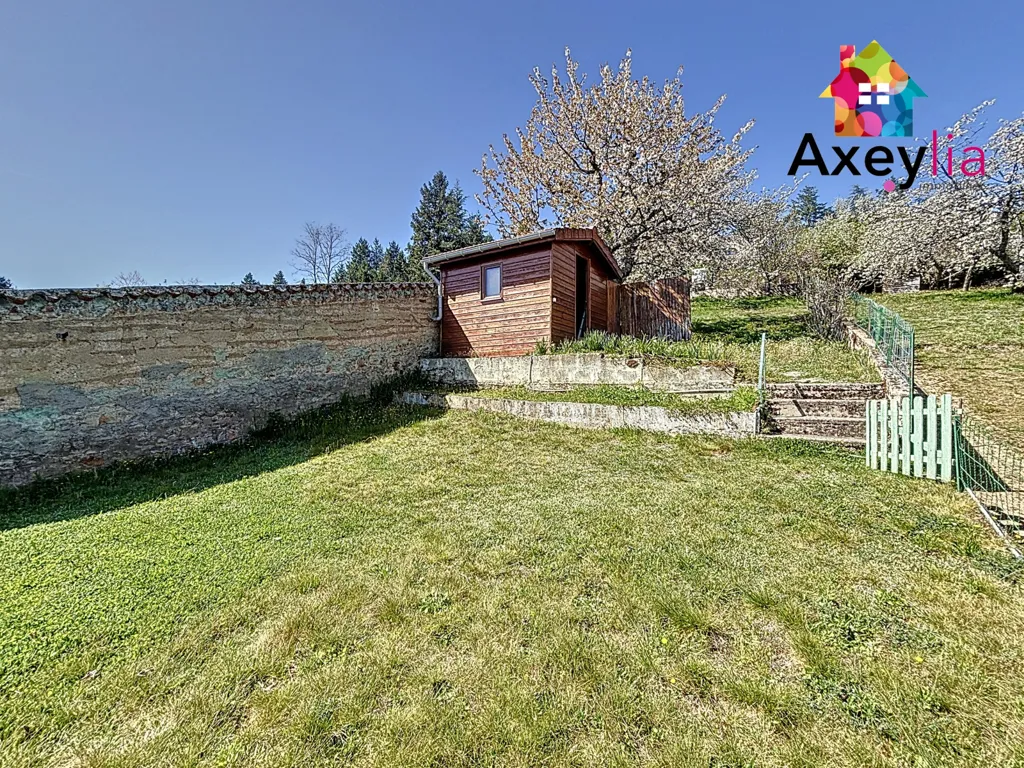 Jardin - Maison de Bourg avec Terrain et Dépendances à Renaison