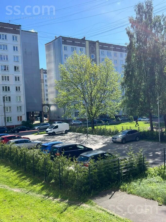 Aed - Flat with Modern Amenities in Pļavnieki, Riga