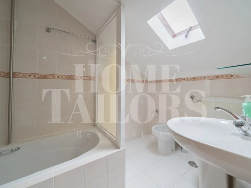 Salles de bain - Luxury Apartment Complex in Lisbon