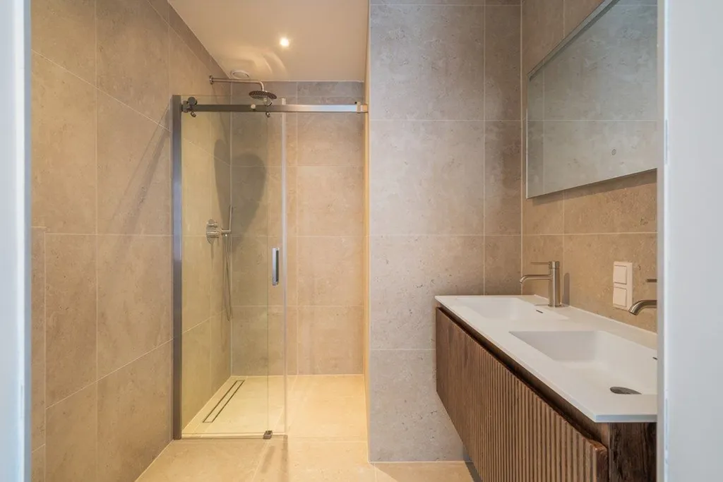 Salles de bain - Renovated Apartment with Garden in The Hague