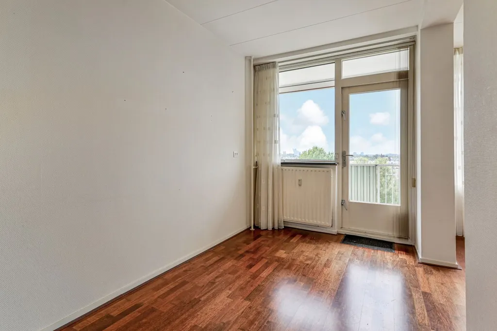 5-toaline korter asukohas Den Haag