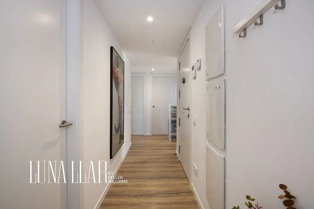 Ingresso - Modern Flat with Pool in Cornellà de Llobregat