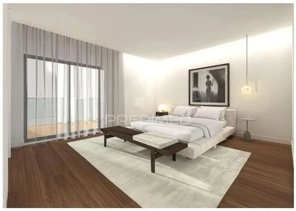 Bedrooms - Luxury Duplex Apartment with Terrace in Entroncamento