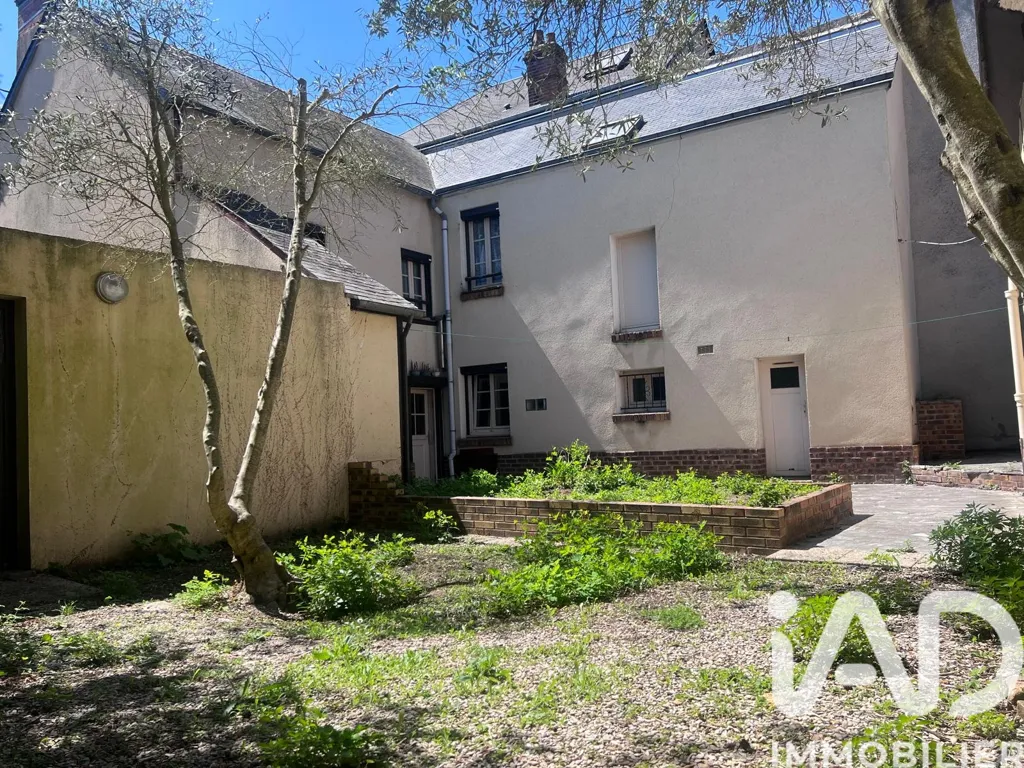 Aed - Charming Townhouse with Garden in Ladon