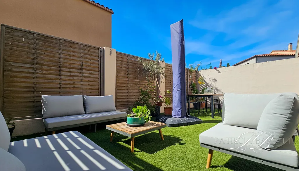 Terrass - Recent House with Garden in Saint-André