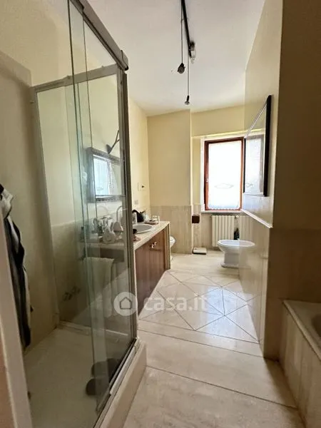Salles de bain - Luxury Semi-detached Villa with Garden in Ancona