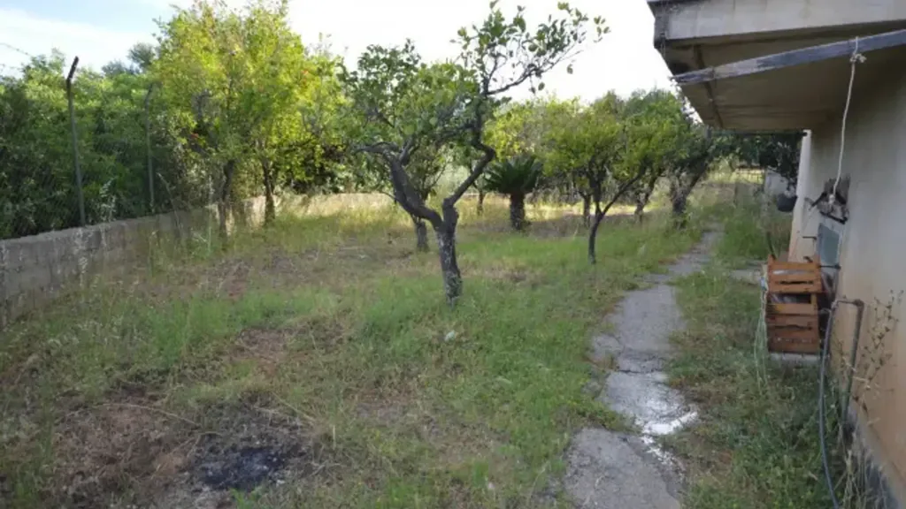 Garden - Multi-Unit Building with Panoramic View in Cariati