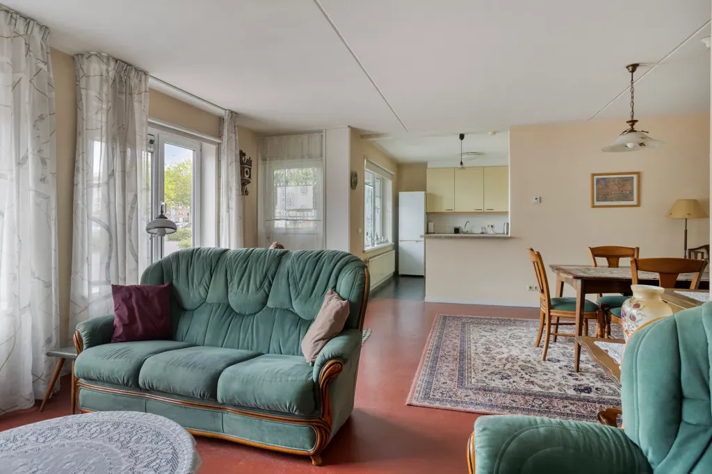 Elutuba - Ground Floor Flat with Garage in Hulst