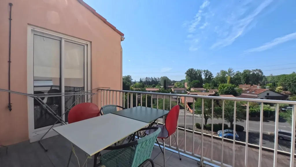Rõdu - Duplex with Port View in Ramonville Port Sud
